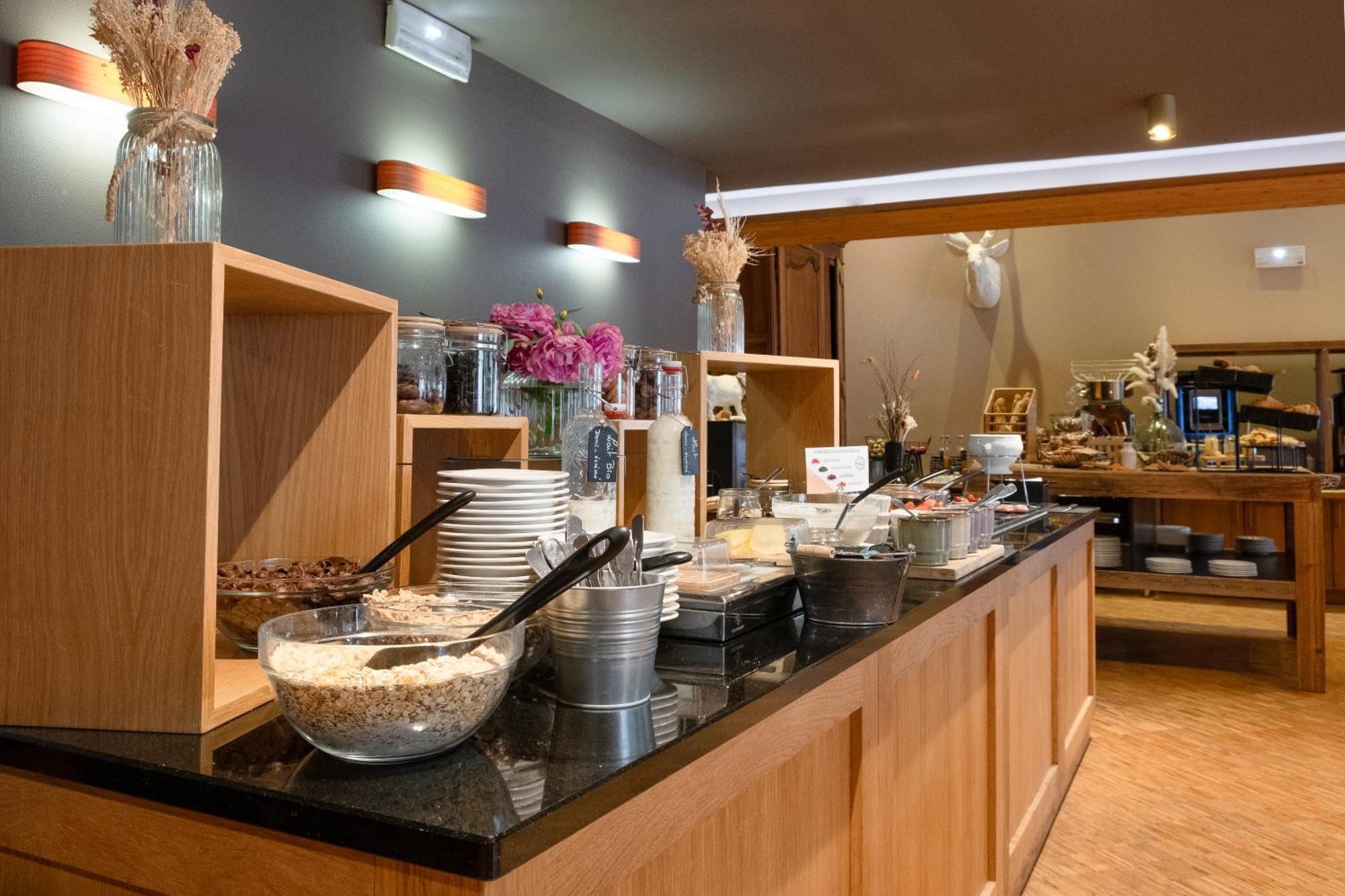Mercure Saint-Lary Exterior photo