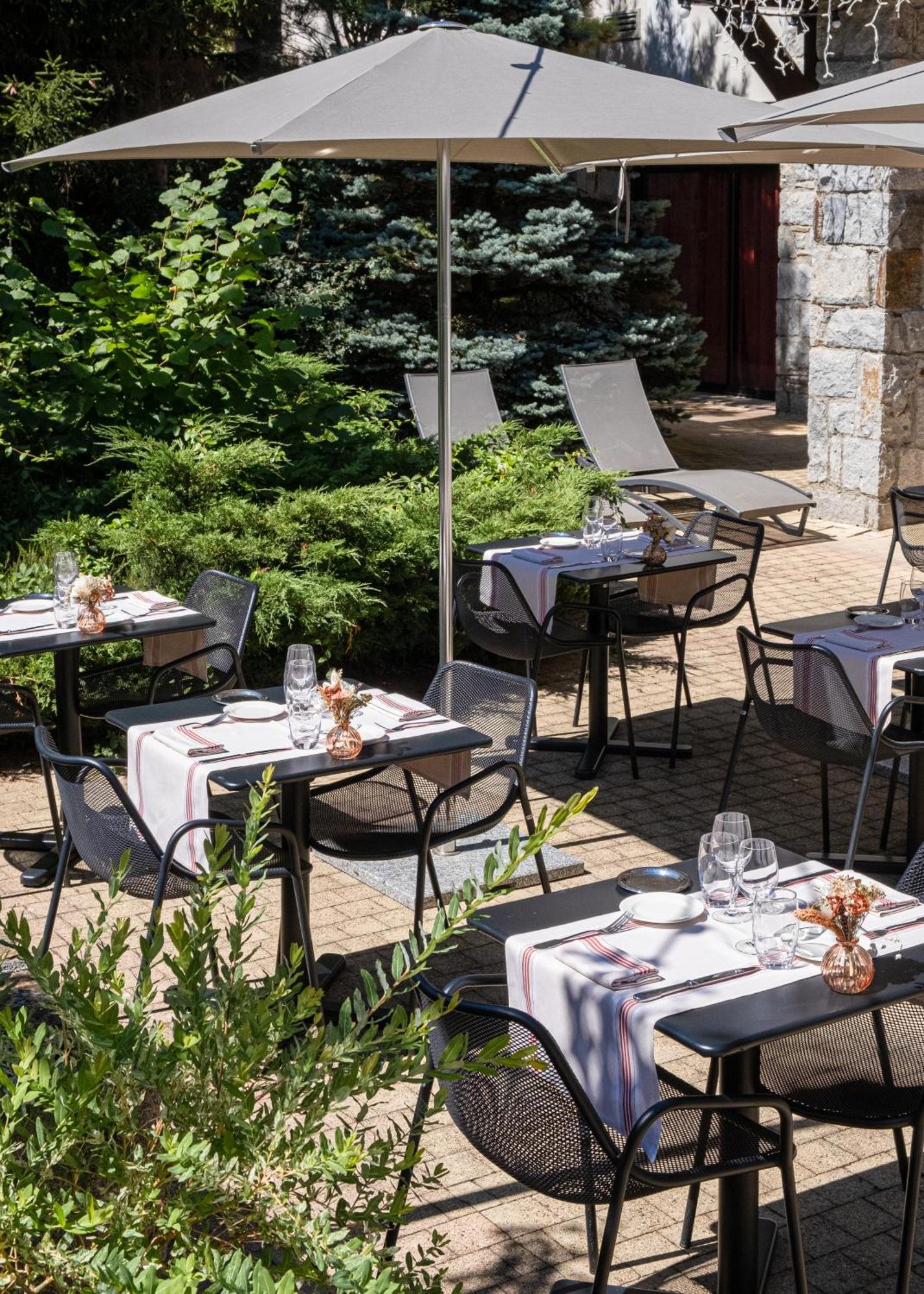 Mercure Saint-Lary Exterior photo